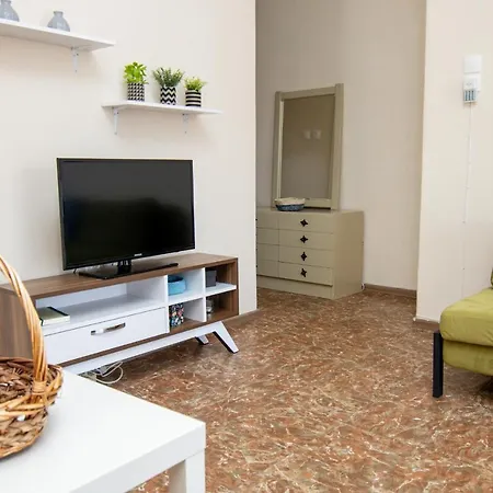 New Zeusplace With Private Parking Katerini Apartman *