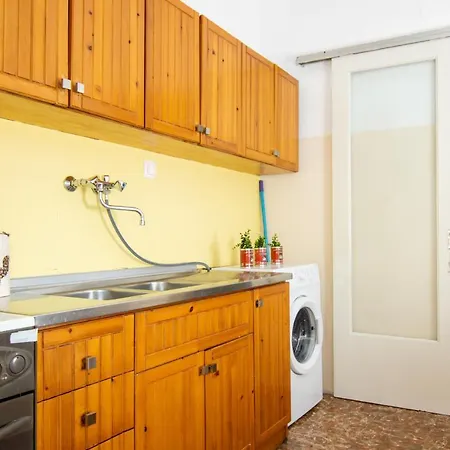 New Zeusplace With Private Parking Katerini Apartman *