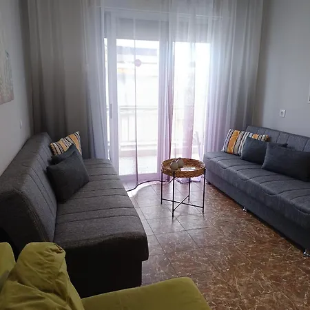 New Zeusplace With Private Parking Katerini Apartman